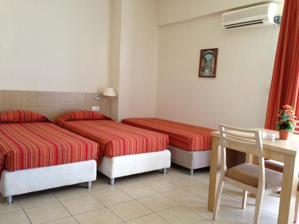 Anita Aparthotel Ялиссос Экстерьер фото