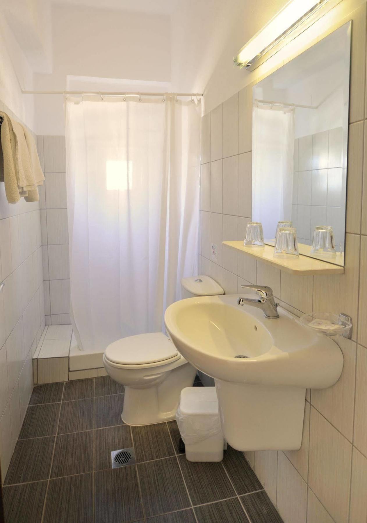 Anita Aparthotel Ялиссос Экстерьер фото